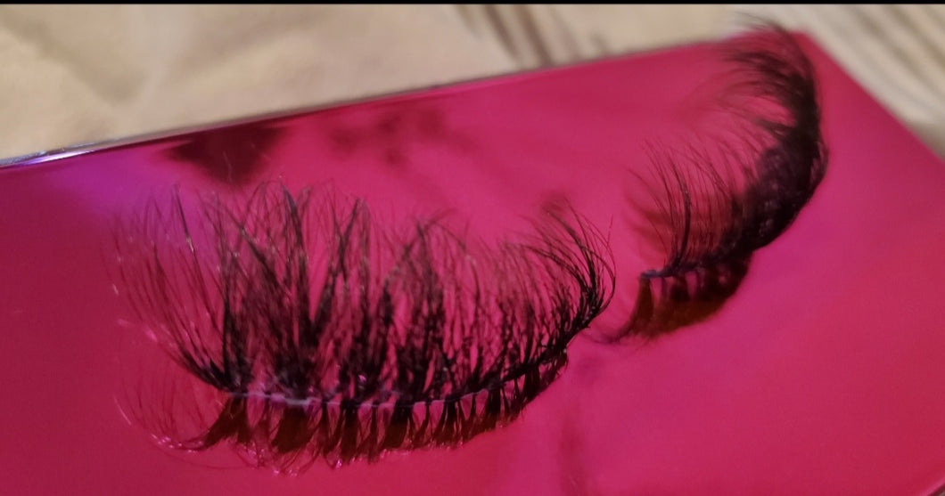 Cat Eye Handmade Mega Volume Strip Lashes